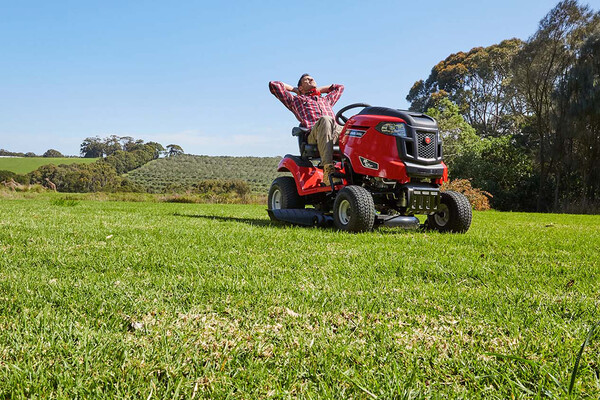 Rover Lawn King 1842 Petrol Ride On Mower